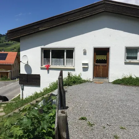 Berg & Skihuette -schmittenhof بيت للعطل *